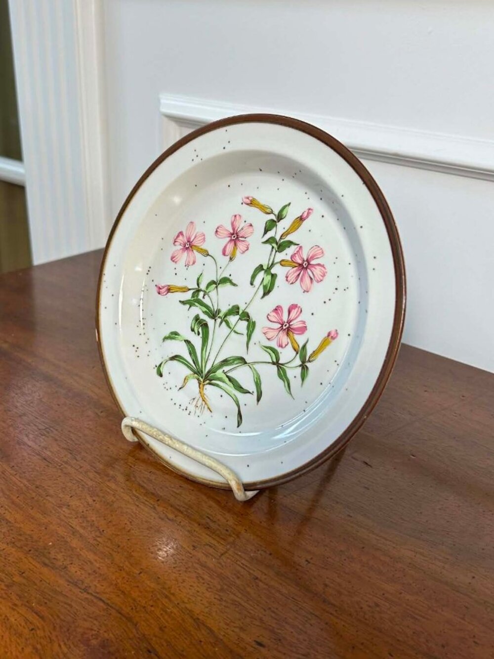 Japanese speckled stoneware wild pink salad plate - Picture 4 of 9